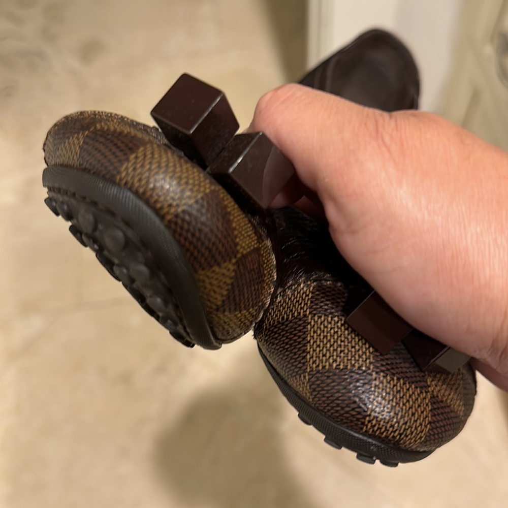 Louis Vuitton Brown Leather flats - Picture 3 of 7
